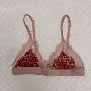 Love Stories Triangle Bralette Size 1